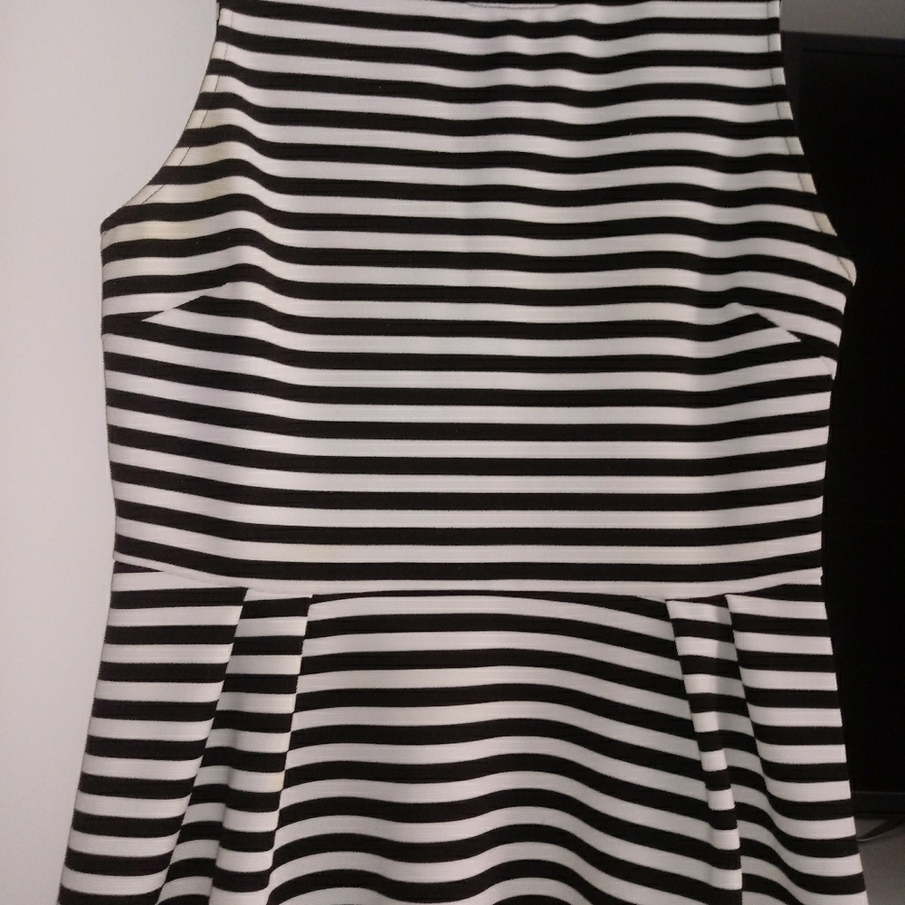 Sleeveless top